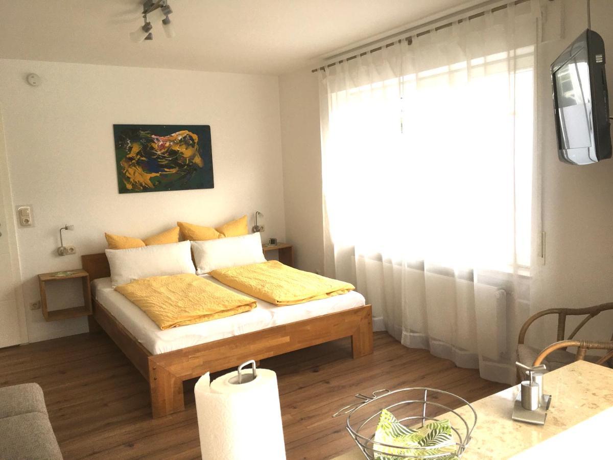 Gaestehaus Sommertal Mit Pool Im Garten, Eigener Parkplatz, 800M Zum Bodensee, 300M Zur Altstadt Мерсбург Екстер'єр фото
