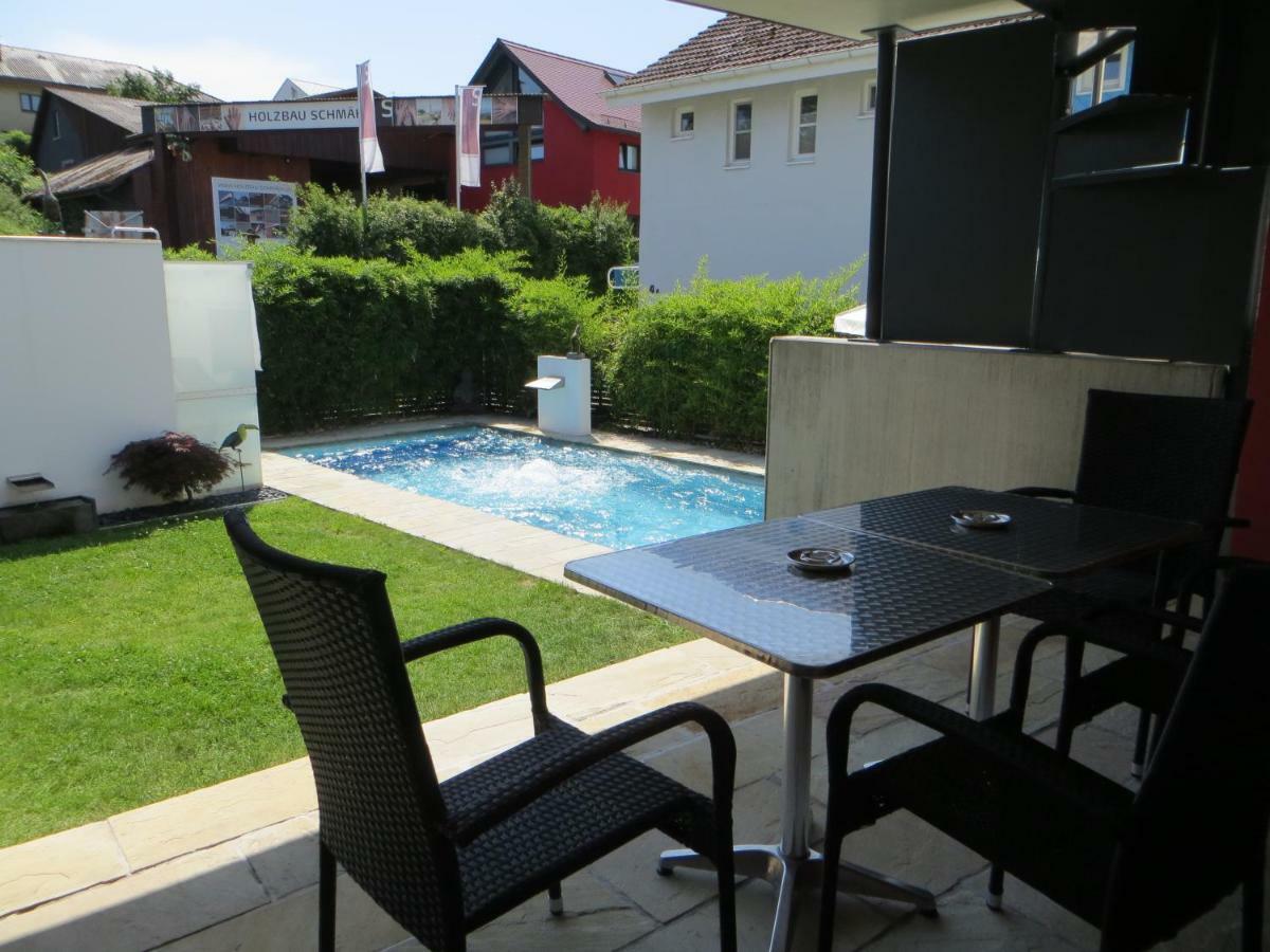 Gaestehaus Sommertal Mit Pool Im Garten, Eigener Parkplatz, 800M Zum Bodensee, 300M Zur Altstadt Мерсбург Екстер'єр фото