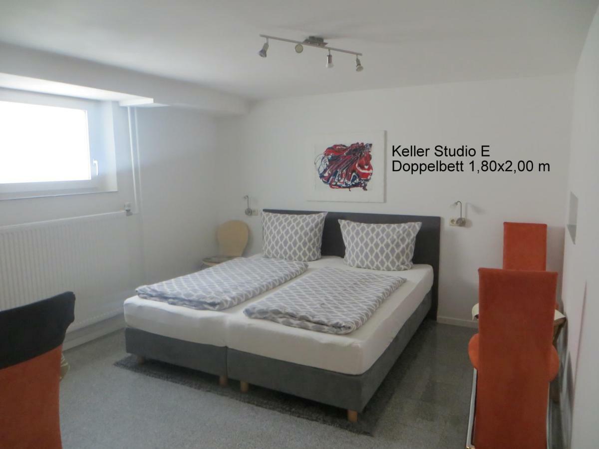 Gaestehaus Sommertal Mit Pool Im Garten, Eigener Parkplatz, 800M Zum Bodensee, 300M Zur Altstadt Мерсбург Екстер'єр фото