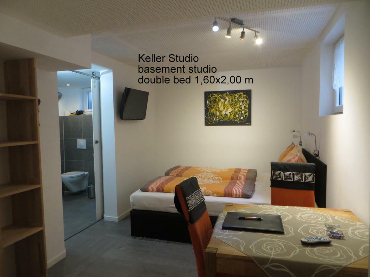 Gaestehaus Sommertal Mit Pool Im Garten, Eigener Parkplatz, 800M Zum Bodensee, 300M Zur Altstadt Мерсбург Екстер'єр фото